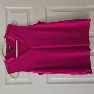 NWOT Banana Republic Sleeveless Vneck Blouse Pink